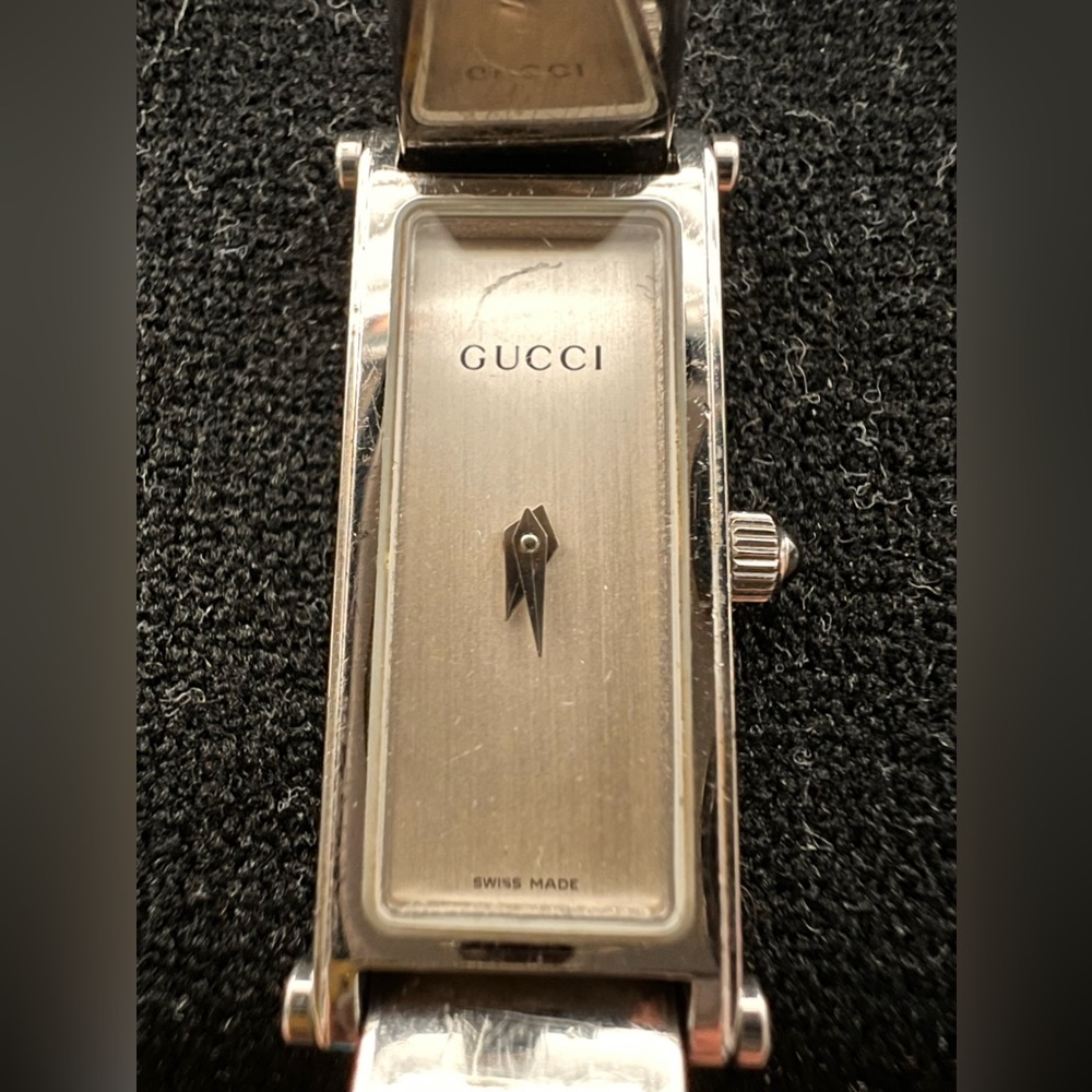 Vintage Gucci women’s watch